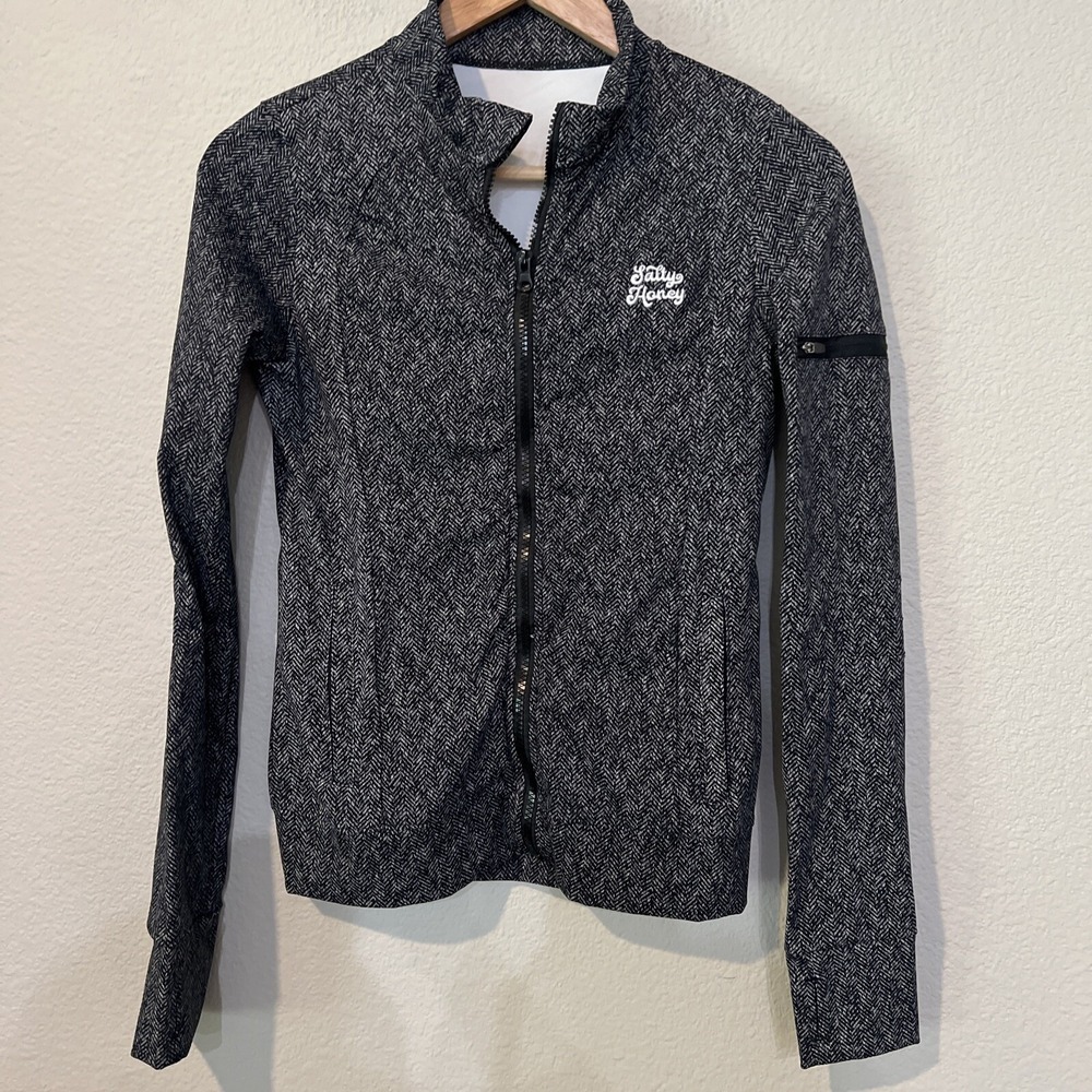 Salty Honey BLACK Chevron Lightweight Jacket Women's LARGE Thumb holes